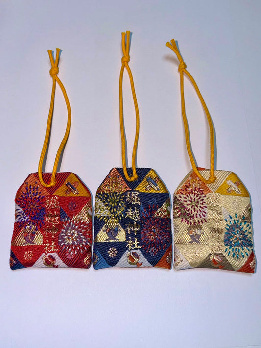【DANIELA MARIBELコラボ夏祭り限定刺繍お守り】花火柄