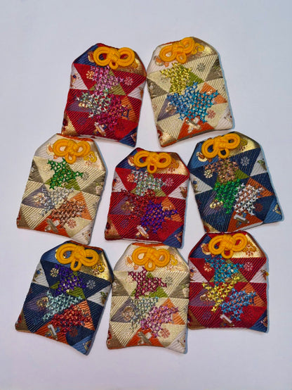【DANIELA MARIBELコラボ夏祭り限定刺繍お守り】クロス刺繍柄